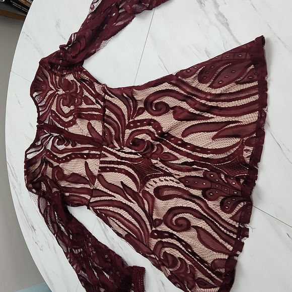 Lace Dress - Picture 7 of 7